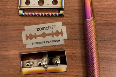 The razor pre-assembly