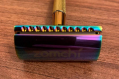 The head of the razor