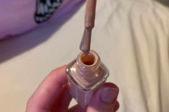 The consistency and brush of the polish