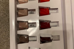 The inside of the gift box with the bottles nicely presented